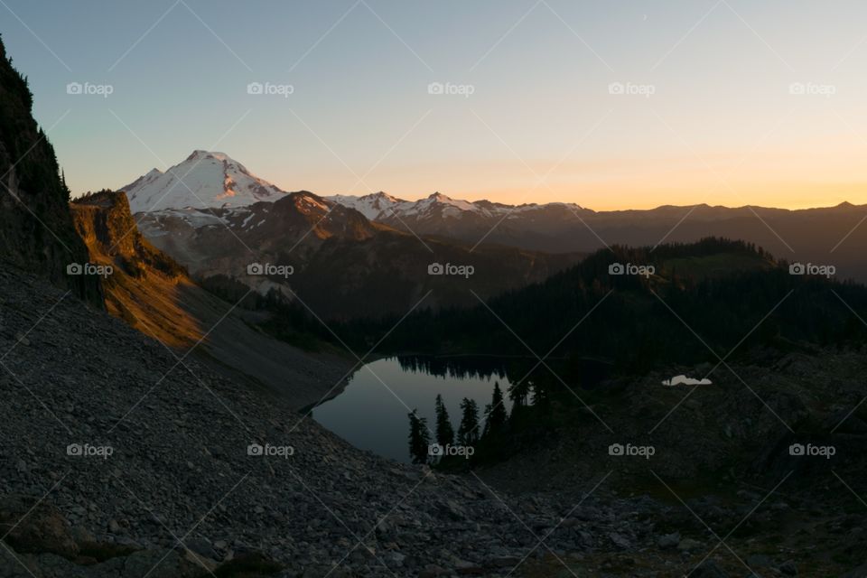 Sunsets n mountains
